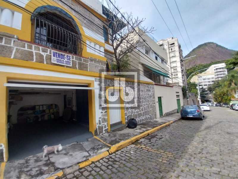 867fd40a-d75f-400f-9318-130c18 - 28