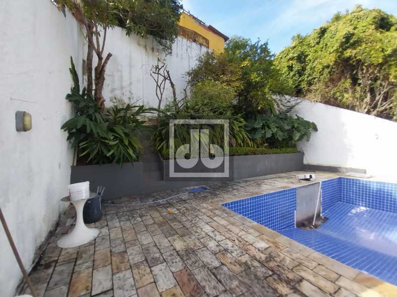 7beaf987-9f52-4b72-b6a6-32db00 - 24