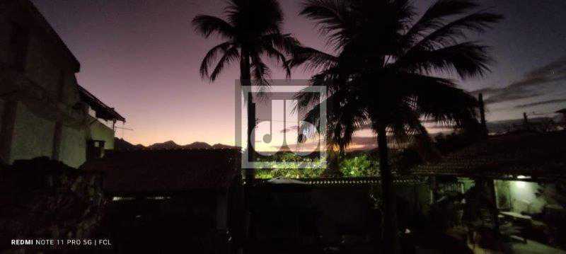 Conheça 08 do imóvel - Casa Linear, Piscina, Churrasqueira, grande área externa com Living Room , 3 quartos sendo 1 suíte ? copa ? cozinha - dependências - 2 vagas de garagem. Agende sua visita! - JBJ601024 - 7 08 - 7