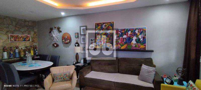 Conheça 14 do imóvel - Casa Linear, Piscina, Churrasqueira, grande área externa com Living Room , 3 quartos sendo 1 suíte ? copa ? cozinha - dependências - 2 vagas de garagem. Agende sua visita! - JBJ601024 - 13 14 - 13