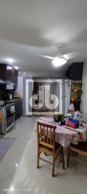 Conheça 19 do imóvel - Casa Linear, Piscina, Churrasqueira, grande área externa com Living Room , 3 quartos sendo 1 suíte ? copa ? cozinha - dependências - 2 vagas de garagem. Agende sua visita! - JBJ601024 - 22 19 - 22