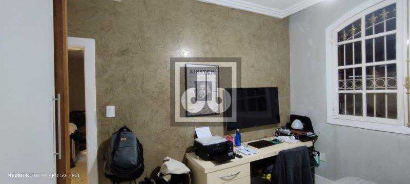 Conheça 26 do imóvel - Casa Linear, Piscina, Churrasqueira, grande área externa com Living Room , 3 quartos sendo 1 suíte ? copa ? cozinha - dependências - 2 vagas de garagem. Agende sua visita! - JBJ601024 - 25 26 - 25