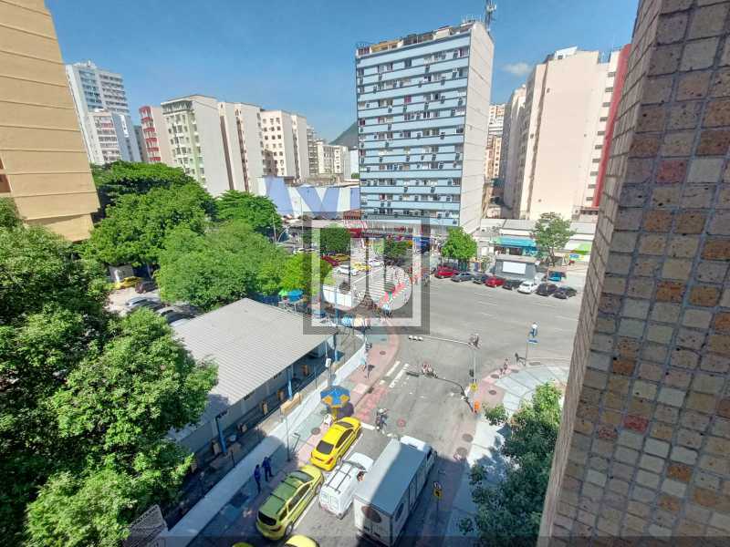 Conheça vazio3quartosgaragemfrentepron do imóvel - Flamengo, vazio, rua transversal junto ao metrô. Três dormitórios, sendo um suíte, dependências e garagem.Frente, andar alto. Documentação perfeita - JBF37037 - 23 vazio3quartosgaragemfrentepron - 23