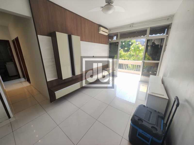 005zumbi2quartoselevadorvarand - 2