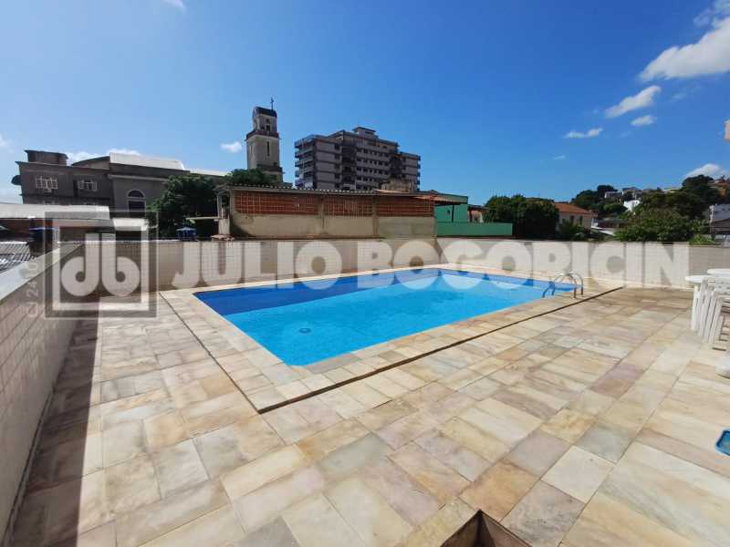 piscina. - 22