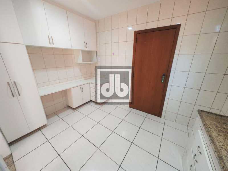 026jardimcariocaproimoacoperci - 26