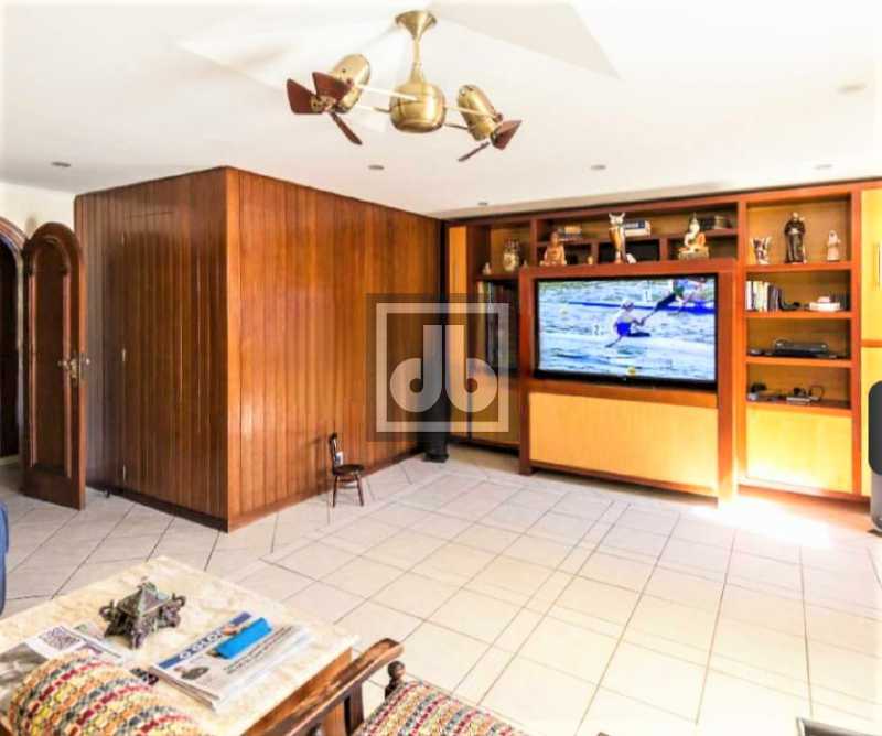Conheça 3 do imóvel - Barra - Jardim Oceânico - linda cobertura duplex - 472 m² - 5 quartos - 5 suítes - piscina - Vista panorâmica para à Pedra da Gávea e Pedra Bonita - Agende sua visita! - JBBO5009 - 3 3 - 3