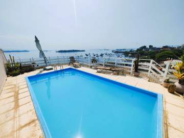 Imperdível - Ilha do Governador - Ribeira - VENDA - Cobertura Duplex - Varandas - 4 Quartos (Suíte) - Closet - Dependência Completa - Área Gourmet - Piscina - Elevador - 2 Vagas de Garagem - Julio Bogoricin - JBI52421