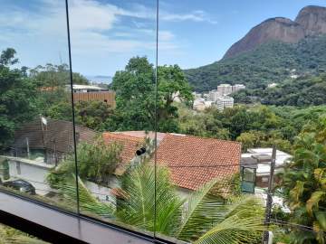 Exclusividade - GÁVEA - CASA ESPETACULAR - PRÓXIMA CLINICA SÃO VICENTE - SALÕES - 4 QUARTOS - SUÍTES - PISCINA - VISTA DESLUMBRANTE MONTANHAS E MAR. - JBIPA60082