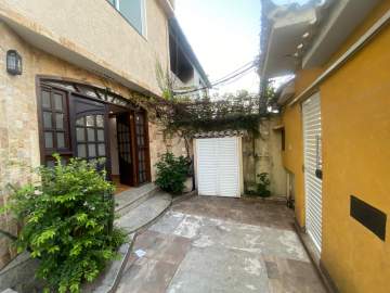 Ótima localização - Ilha do Governador - Portuguesa - VENDA - Casa Duplex - 3 Quartos (Suíte) - Hidromassagem - Dependência - Sauna - Churrasqueira - Casa Hospedes - 3 Vagas de Garagem - Julio Bogoricin - JBI61146 Ótima localização - Ilha do Governador - Portuguesa - VENDA - Casa Duplex - 3 Quartos (Suíte) - Hidromassagem - Dependência - Sauna - Churrasqueira - Casa Hospedes - 3 Vagas de Garagem - Julio Bogoricin - JBI61146