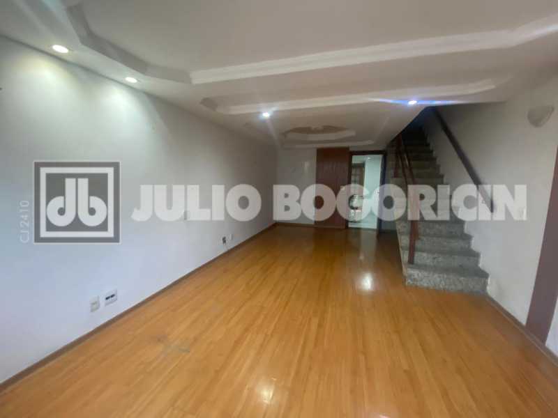 Conheça 5ilhadogovernadorportuguesacas do imóvel - Ilha do Governador - Portuguesa - VENDA - Casa Duplex - 3 Quartos (Suíte) - Hidromassagem - Dependência - Sauna - Churrasqueira - Casa Hospedes - 3 Vagas de Garagem - Julio Bogoricin - JBI61146 - 5 5ilhadogovernadorportuguesacas - 5