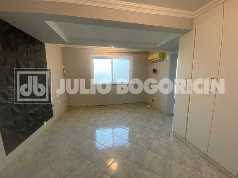 Conheça 22ilhadogovernadorportuguesaca do imóvel - Ilha do Governador - Portuguesa - VENDA - Casa Duplex - 3 Quartos (Suíte) - Hidromassagem - Dependência - Sauna - Churrasqueira - Casa Hospedes - 3 Vagas de Garagem - Julio Bogoricin - JBI61146 - 22 22ilhadogovernadorportuguesaca - 22