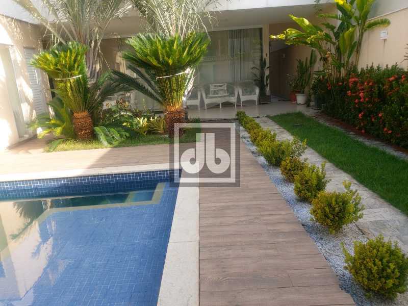 WhatsApp Image 2023-11-11 at 1 - 6