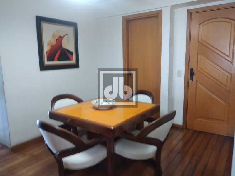 WhatsApp Image 2023-12-04 at 1 - 9