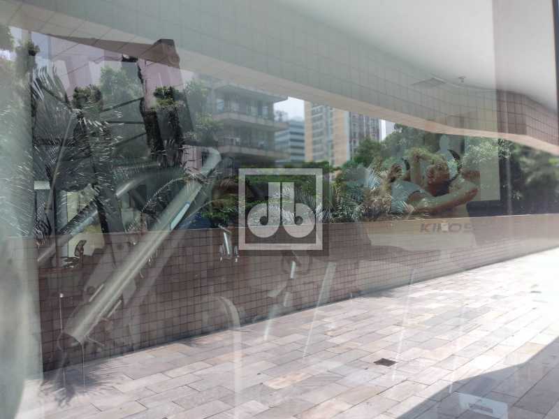 WhatsApp Image 2023-12-04 at 1 - 18