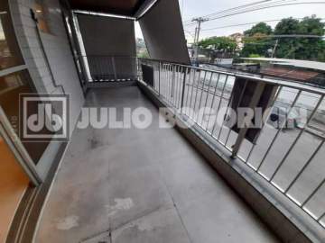 Ilha do Governador - Tauá - VENDA - Apartamento - Vazio - Varanda - Sala - 2 Quartos - Dependência Completa - Elevador - Vaga de Garagem - Julio Bogoricin - JBI29483