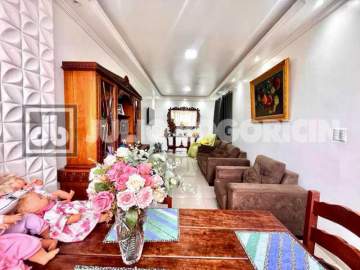 Ilha do Governador - Jardim Guanabara - VENDA - Casa Linear - 3 Quartos - Varanda - Dependência - 2 Vagas de Garagem - Julio Bogoricin - JBI61172