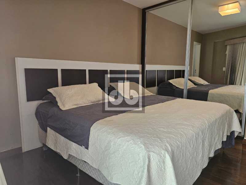 11 Epitácio Pessoa, sala, var - 11