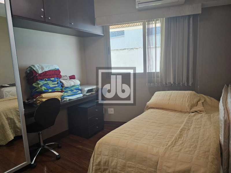 17 Epitácio Pessoa, sala, var - 17