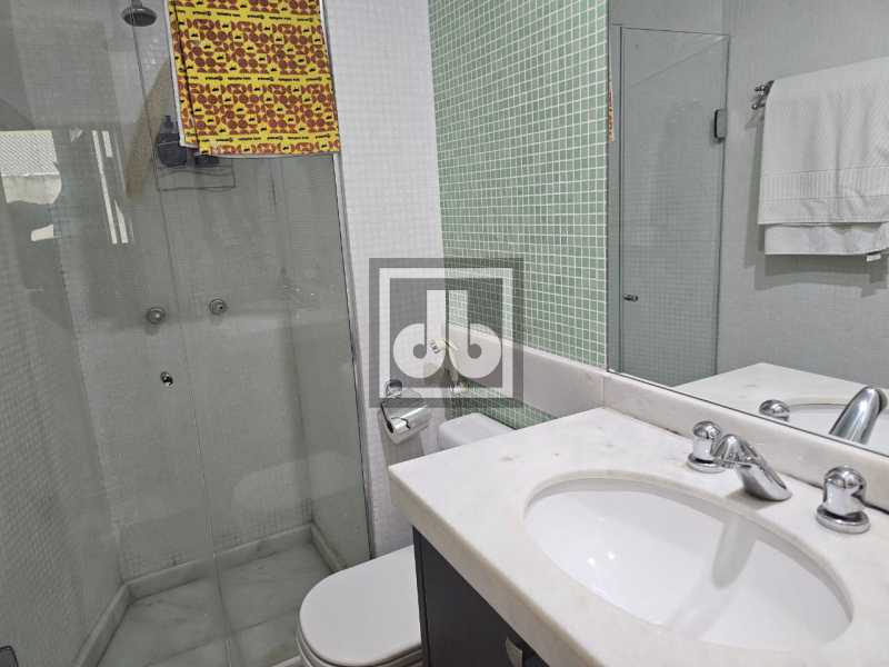 21 Epitácio Pessoa, sala, var - 21