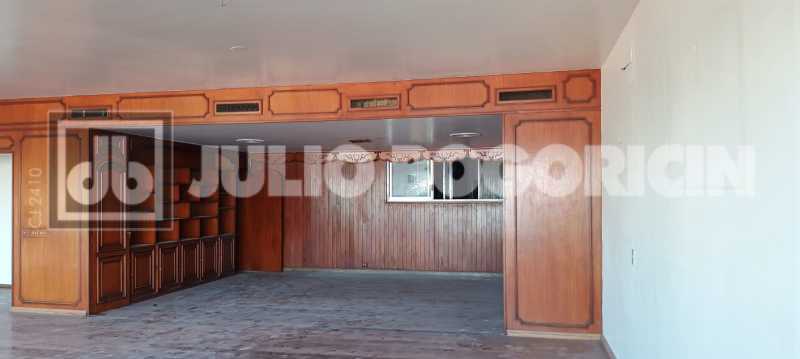 012 - JBL47932 - LEBLON - DELF - 11