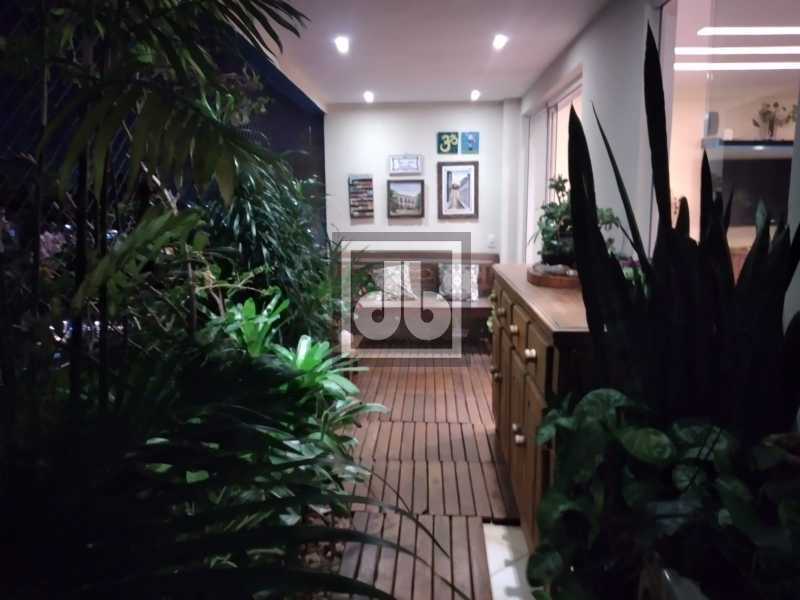 Conheça 54c35712-cb68-4912-86c0-b3f7ca do imóvel - Cobertura - Duplex / Residencial / Recreio dos Bandeirantes SALÃO 4 QUARTOS SENDO 2 SUITES LAVABO COZINHA PLANEJADA 2 VAGAS - JBRB502032 - 2 54c35712-cb68-4912-86c0-b3f7ca - 2