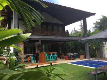 Imperdível - Linda Casa Duplex - Anil - Cond. Bosque dos Esquilos - 3 quartos sendo 3 suítes - piscina - 7 metros de pé direito - Iluminação Natural - Vidros com bloqueadores UV - Agende sua visita! - JBJ601252