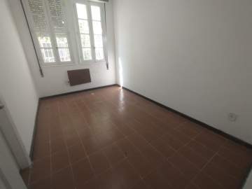Imperdível - LARANJEIRAS - RUA PAISSANDU - FRENTE - TIPO CASA - ÁREA COBERTA - 2 QUARTOS - DEPS - RUA NOBRE - JBF28613