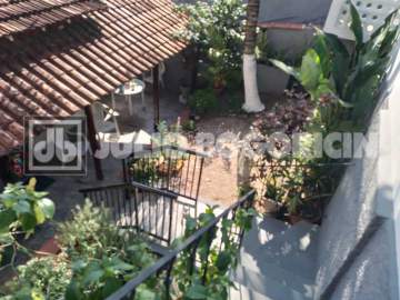 Ilha do Governador - Tauá - VENDA - Casa - 3 Quartos - Varanda - Jardim - Área Gourmet - 2 Vagas de Garagem - JBI61208 - JBI61208