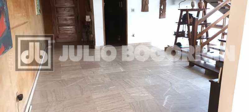 04CasaVendaSaoConrado4Suites9V - 4