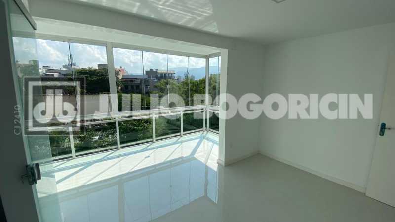 Conheça 0fcc907b-5a34-46b5-8717-25376a do imóvel - Venda - Julio Bogoricin - Recreio - Gleba A - Cobertura Linear - Reformada - 173 m² 3Quartos -1suíte - 2vagas - JBRB502060 - 10 0fcc907b-5a34-46b5-8717-25376a - 10