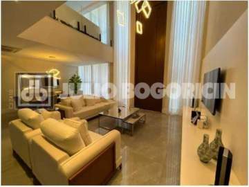 Imperdível - Venda - Julio Bogoricin - Casa em Condomínio - Triplex / Residencial / Vargem Grande - JBRB695260