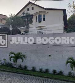 Imperdível - Venda Julio Bogoricin Jacarepaguá Casa duplex com área verde 5 Quartos 1 suíte Piscina 5 Vagas - JBJ601284