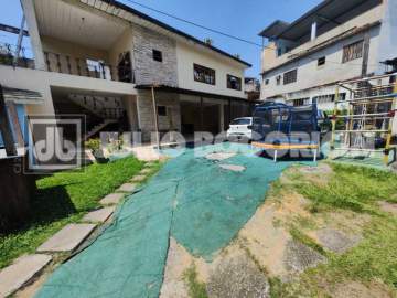 Ilha do Governador - Ribeira - VENDA - Casa Duplex - 5 Quartos (Suíte) - Dependência Completa - Varanda - Edícula - 6 Vagas de Garagem - Julio Bogoricin - JBI61226