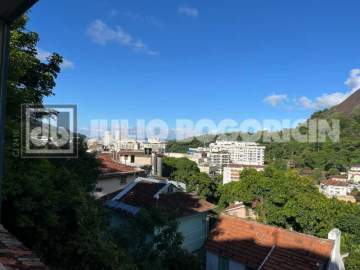 Deseja procurar conforto ? Cosme Velho casarão, com uma vista maravilhosa - JBF61449