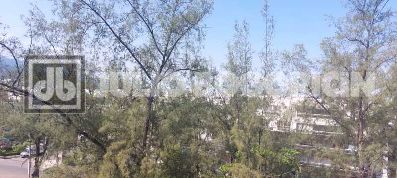 a96b80fe-3f6b-49f6-b8ee-33f4f7 - 2