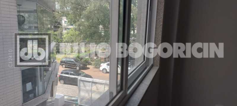 ee36e52c-4d81-4439-86e0-da0f74 - 23