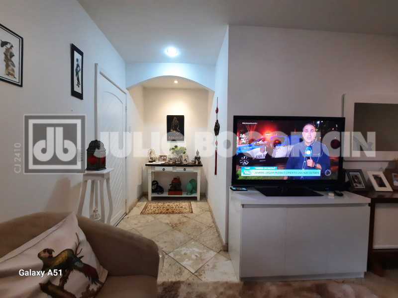 Conheça FOTO 5 2. do imóvel - Anil - Reserva do Bosque - espaçosa casa duplex - 2 quartos - 2 banheiros - 87 m² - Condomínio fechado - Agende sua visita! - JBJ601300 - 5 FOTO 5 2. - 5