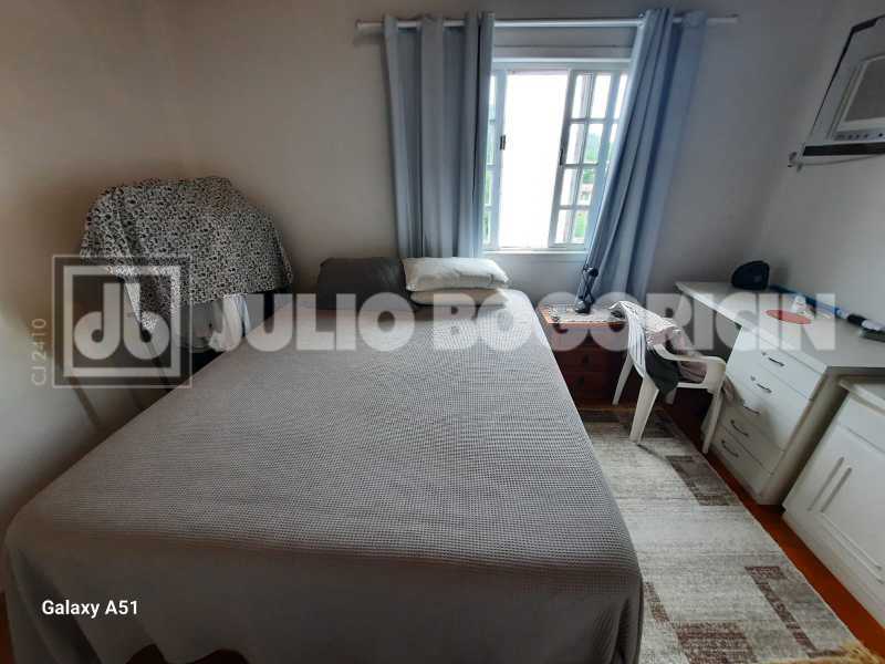 Conheça FOTO 10. do imóvel - Anil - Reserva do Bosque - espaçosa casa duplex - 2 quartos - 2 banheiros - 87 m² - Condomínio fechado - Agende sua visita! - JBJ601300 - 12 FOTO 10. - 12