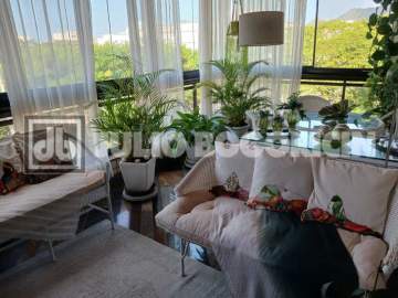 Imperdível - VENDA JULIO BOGORICIN RECREIO DOS BANDEIRANTES APARTAMENTO FRENTE RUA VENÂNCIO VELOSO VARANDÃO 2QUARTOS SUITE GARAGEM - JBRB213858