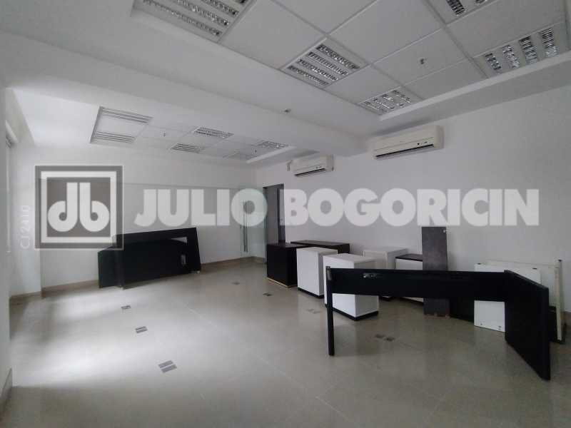 Salas à venda no Centro - 11