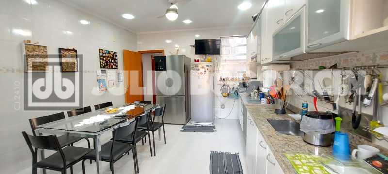 25excelentecasacompiscina4quar - 25