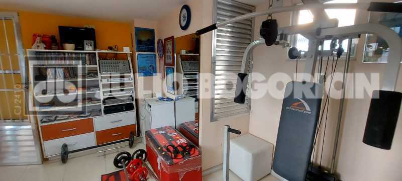 28excelentecasacompiscina4quar - 28