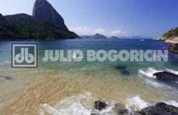 Imperdível - APARTAMENTO TIPO COBERTURA NA URCA , SÃO 02 QTOS SUITE E COZINHA AMERICA , EXCELENTE ESTADO , ARAMRIOS NA SUITE E NA COZINHA ,LOCAL MARAVILHOSO FICA NO QUADRILÁTERO DA URCA , APROVEITAR E BEM VIVER . - JBF51309