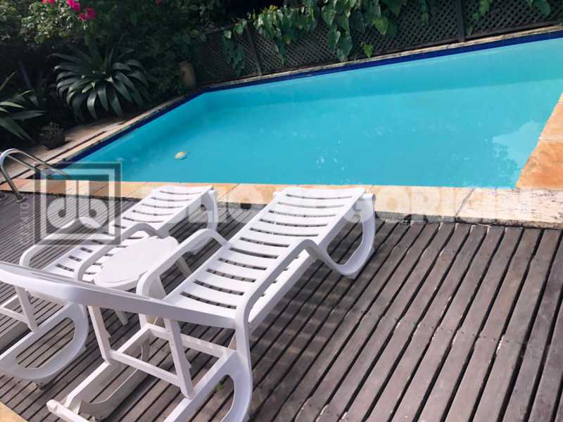 piscina1. - 2