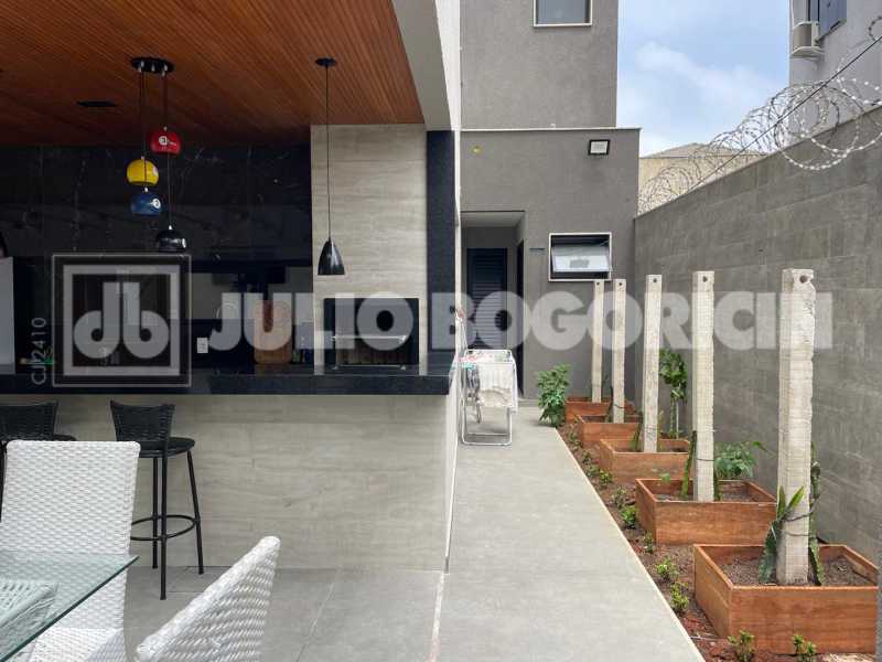 82ff7833-9d7f-4bca-a38a-b02bd6 - 18