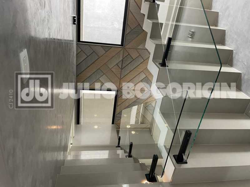 bee5fccf-f3c0-435d-967b-4bee16 - 20