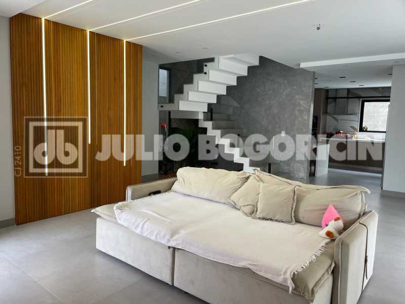 ca7fffa6-953c-4805-b71e-372efa - 5