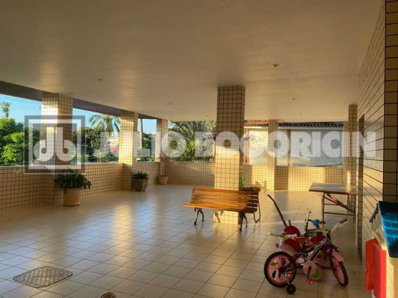 21Jjdguanabarasalavaranda3quar - 22