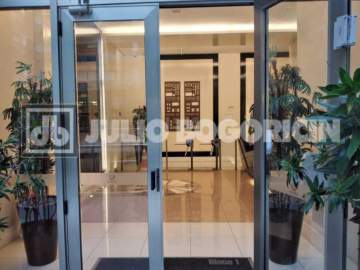 Oportunidade - EXCELENTE LOJA EM CENTRO EMPRESARIAL - ÓTIMA LOCALIZAÇÃO! - JBB71351